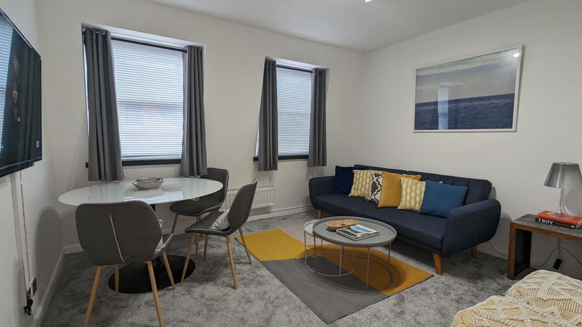 Charming & Quaint Old Compton Apartamento - Quiet Guests Only Allowed, No Parties Allowed, Over 25 Years Old Or Families London Kültér fotó